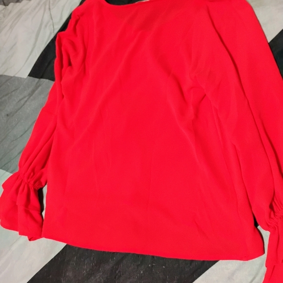 Vine & Love Bold Red Blouse (NWOT) - Picture 6 of 8
